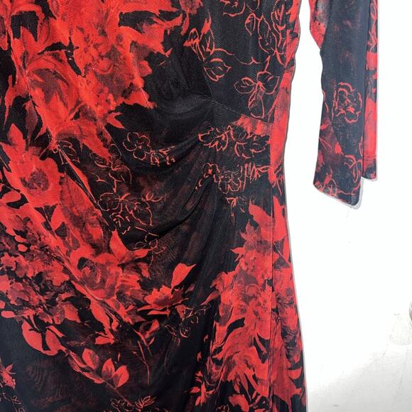 Connected Apparel Red and Black Floral Print Mini Dress Stretchy Size 14p - Picture 4 of 5